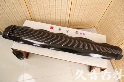巴彦淖尔市●久音古琴  ●今日推荐  20240204[高级精品演奏级蕉叶式]